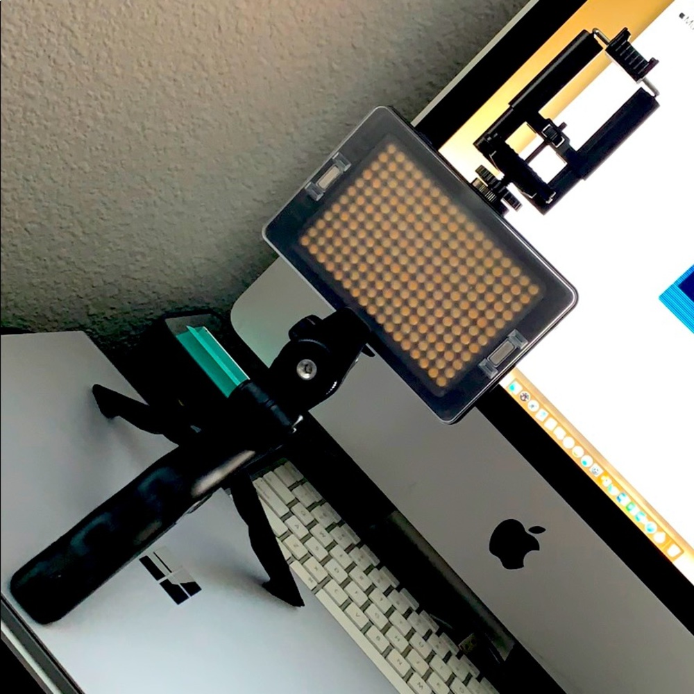 Stellar selfie/phone stand